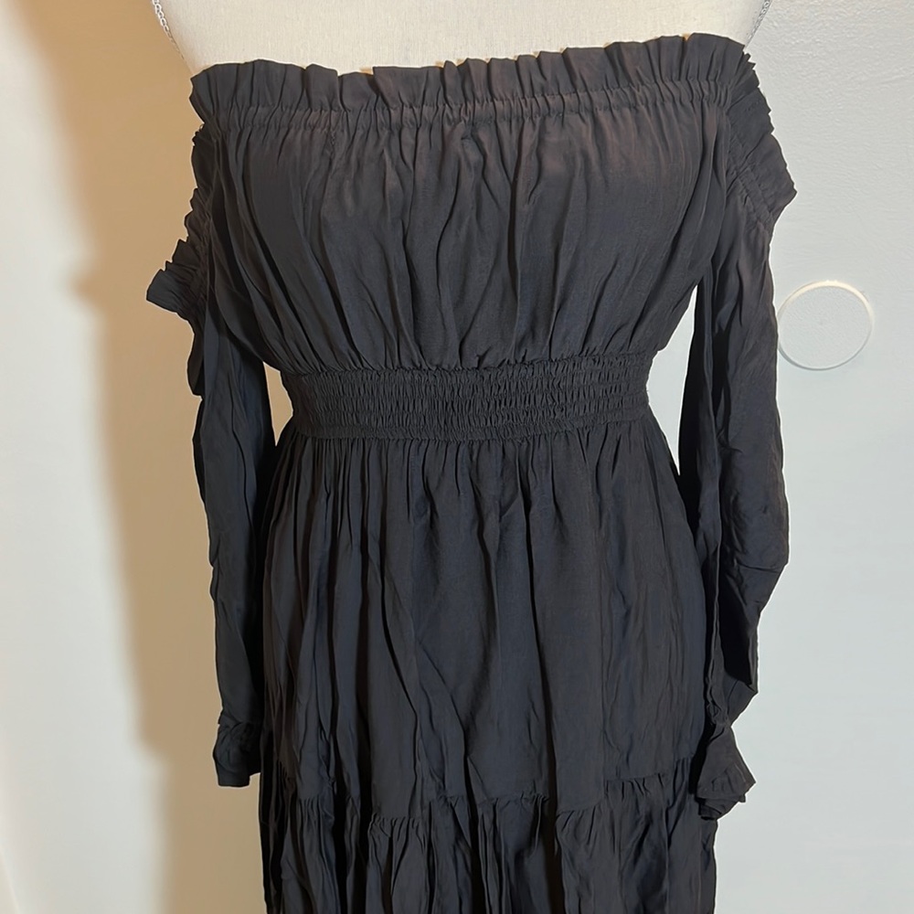 Zesica tiered Women’s Maxi dress size Medium NWT